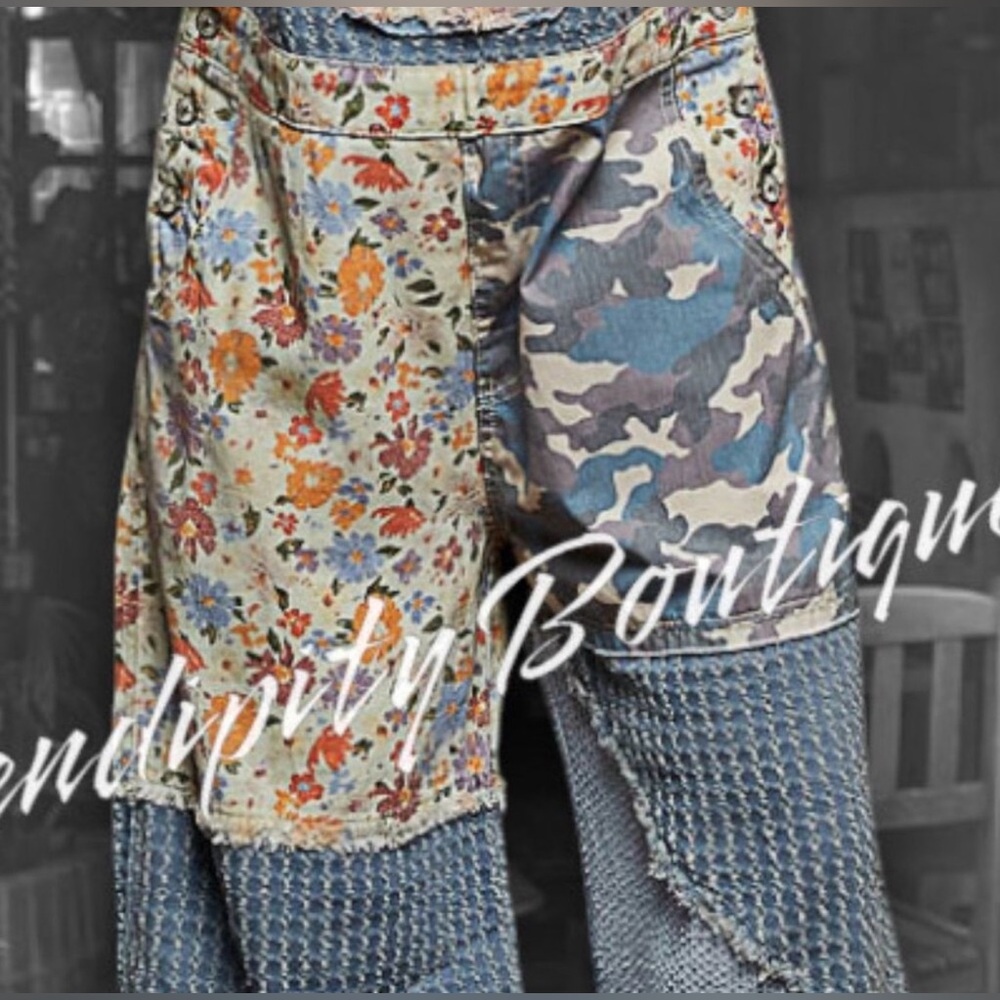 POL- NWT Boho Farm Girl Mixed Fabric Cotton Denim Floral Patch Overalls. - Picture 5 of 10